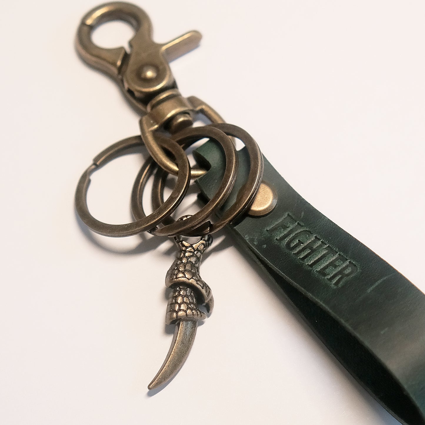 Personalized D&D Leather key rings_Green