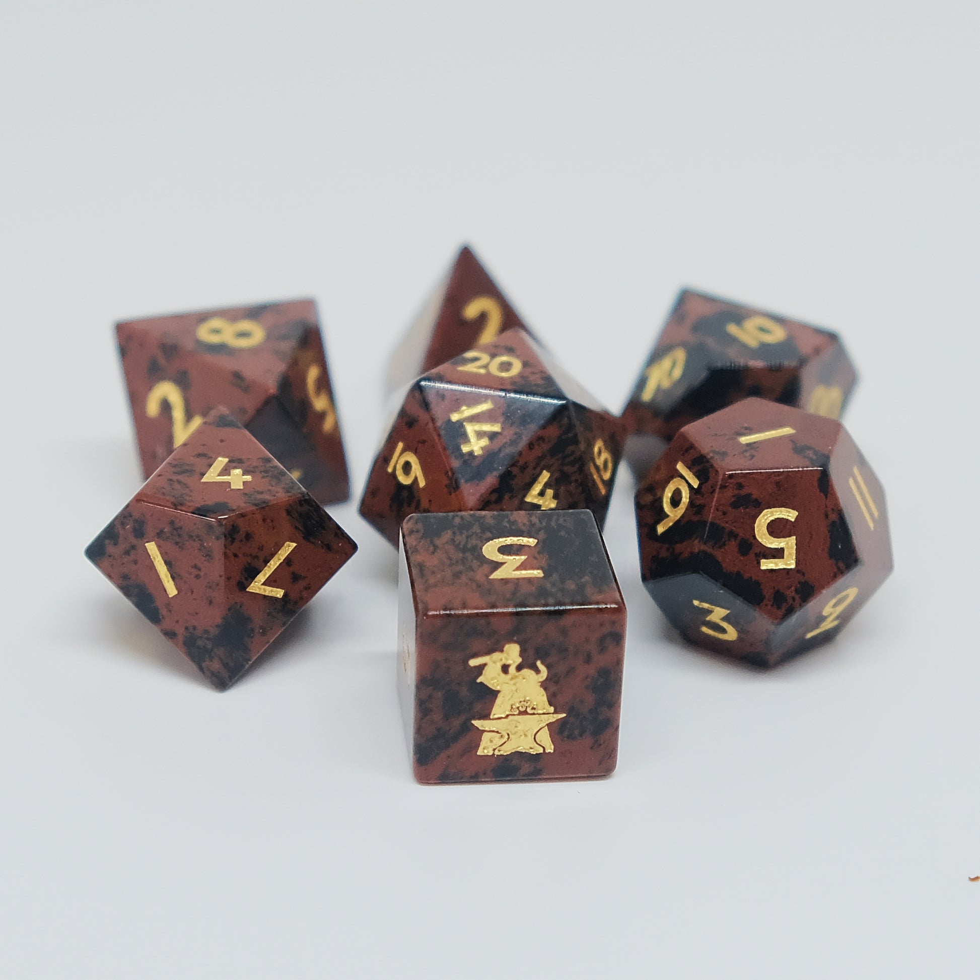 Set di dadi in pietra preziosa di cigno dorato di ossidiana di mogano  naturale di 7 D6 con logo per gioco da tavolo da tavolo RPG