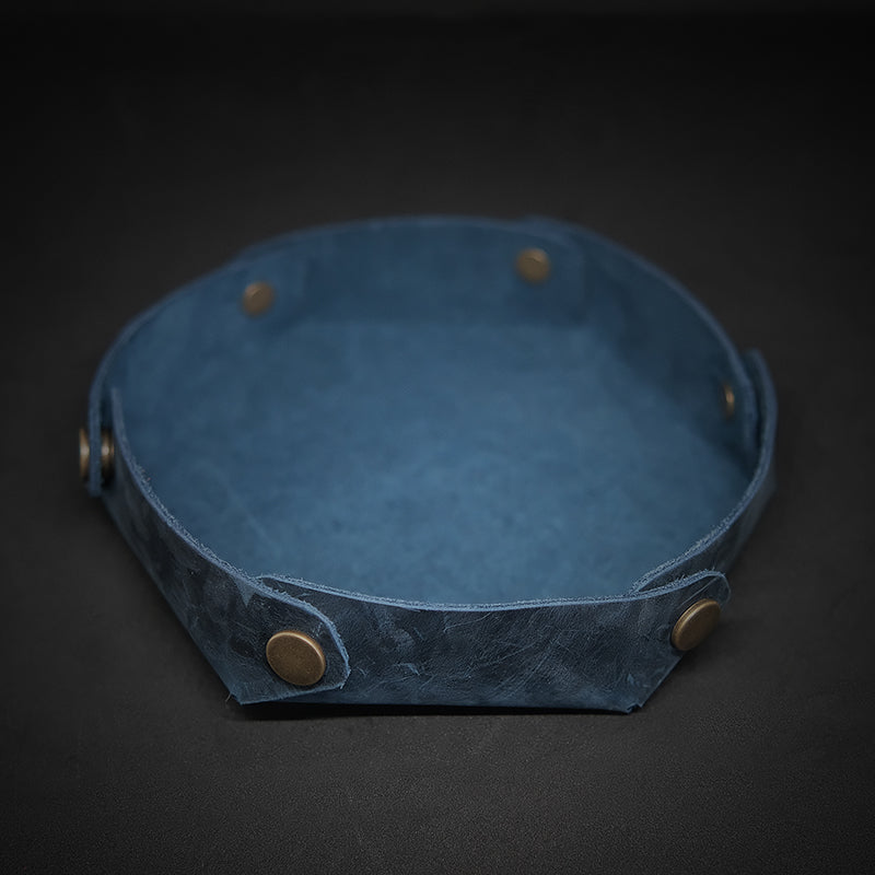 Handmade Leather Dice Tray, Dice Rolling Tray, Leather Dice Rolling Mat, Dice for RPG Games, Rolling Tray for Dice Game